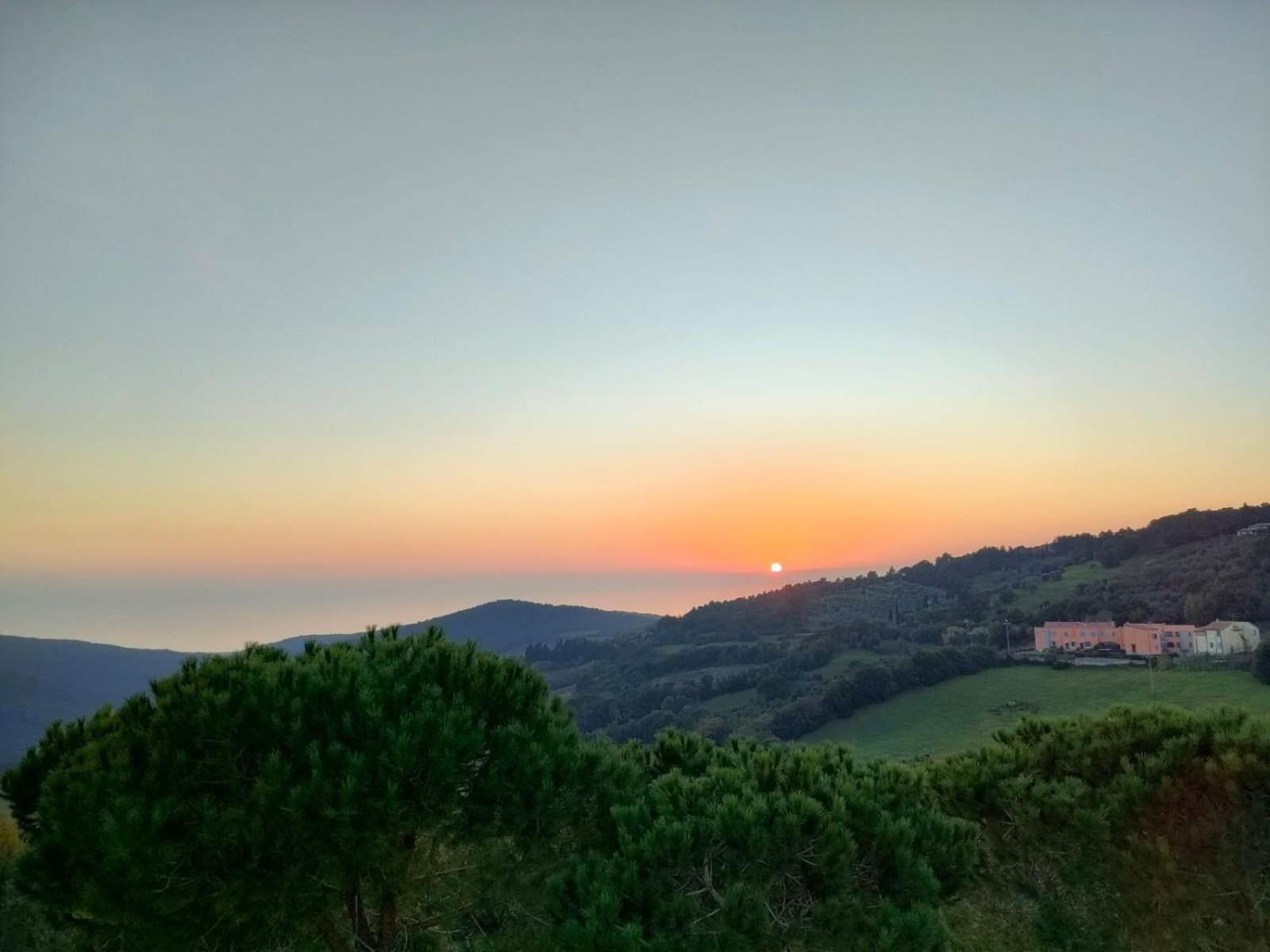 Vista Sulle Isole Dell'Arcipelago Toscano Nibbiaia Quarto foto